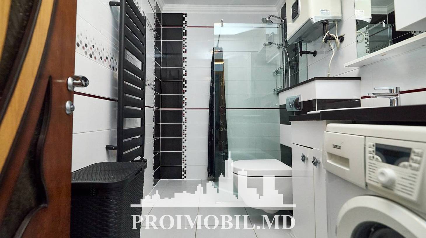 https://images.proimobil.md/e3R5svsjBvz3gXsZ1OZzvkg5MKkPLIfB-NerjPeBUL8/watermark:0.75:so:0:30:0.39/resize:fill:1460:816:1/gravity:ce/bG9jYWw6Ly8vZXN0YXRlL2xyL2Q3ODY1ODc5LWM5M2QtNDUxMi04Y2I3LWIwMjMyODdkODQ2NS5qcGVn