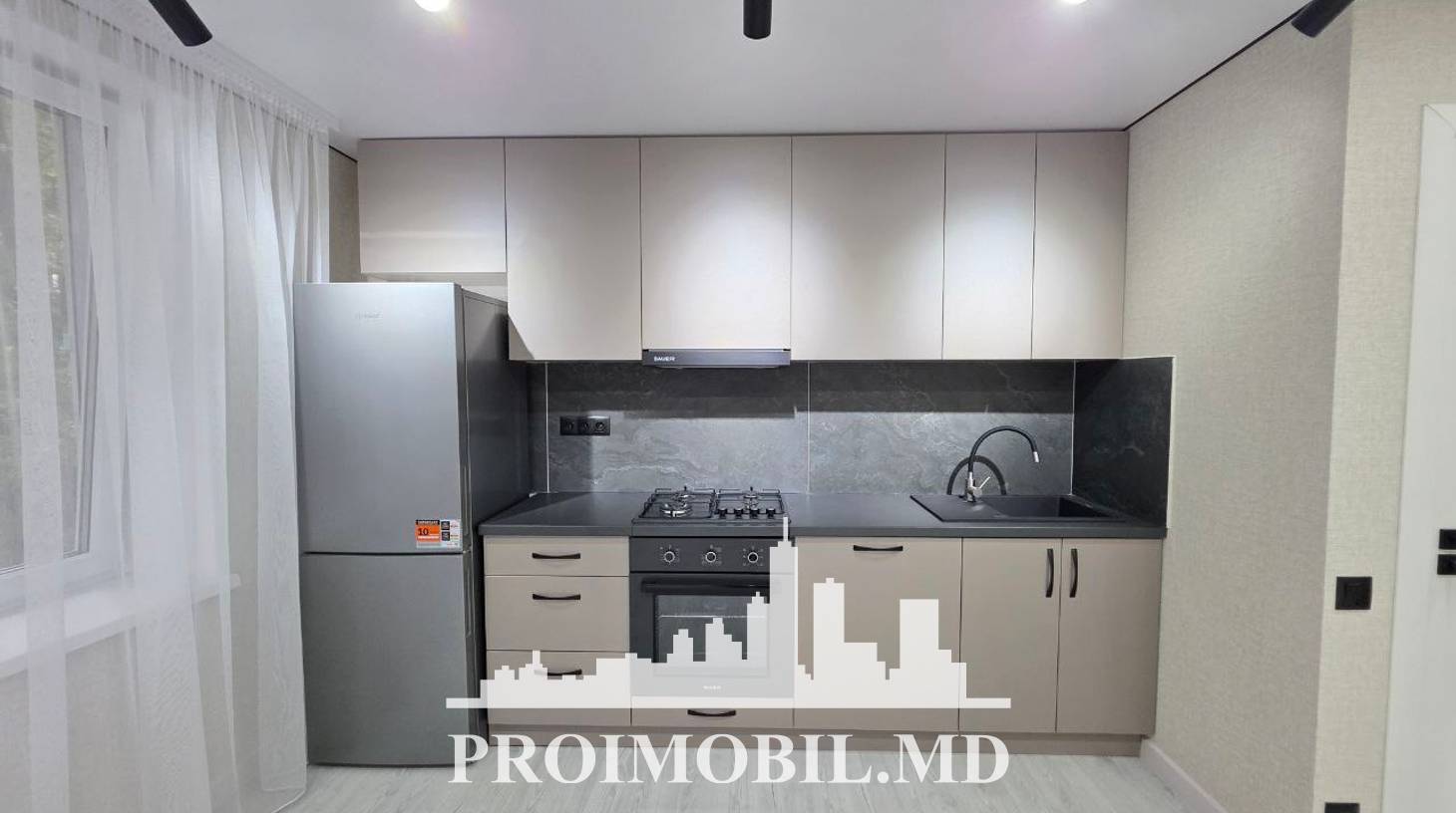 https://images.proimobil.md/e52IEiePyvqmwSxzaiy6P2kXGOShtLuiqQhcreKiNr4/watermark:0.75:so:0:30:0.39/resize:fill:1460:816:1/gravity:ce/bG9jYWw6Ly8vZXN0YXRlL2xyL2JiMjNkMjdlLTIzMDEtNDEyMS05YjBmLTVjZDg2YTgxMjEzYi5qcGVn