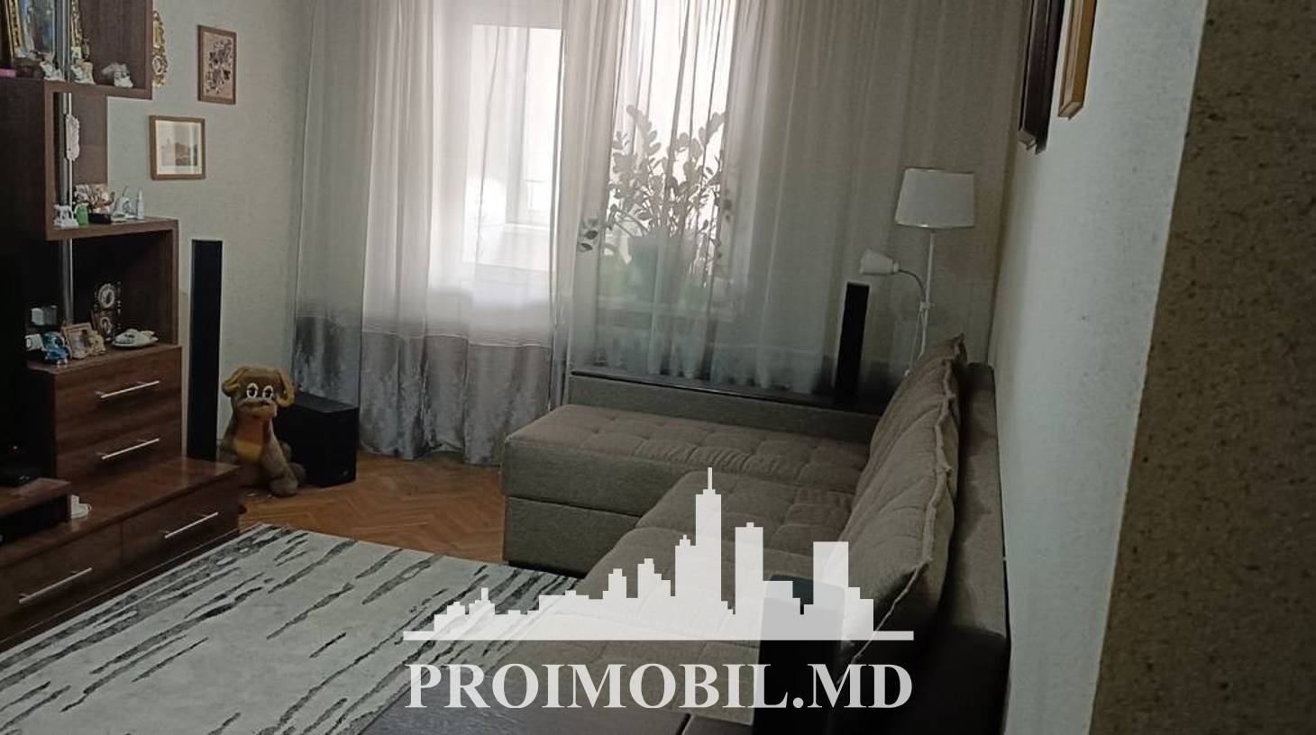 https://images.proimobil.md/e6VFKBPRVfpVjyFd8p655m9-9N7Jd9ocNW_Qk6ZR7Es/watermark:0.75:so:0:30:0.39/resize:fill:1460:816:1/gravity:ce/bG9jYWw6Ly8vZXN0YXRlL2xyLzgzN2YzZTUyLTEwNTEtNGU3YS1hOGY4LWU0MDBiOWFmZmIxNy5qcGVn