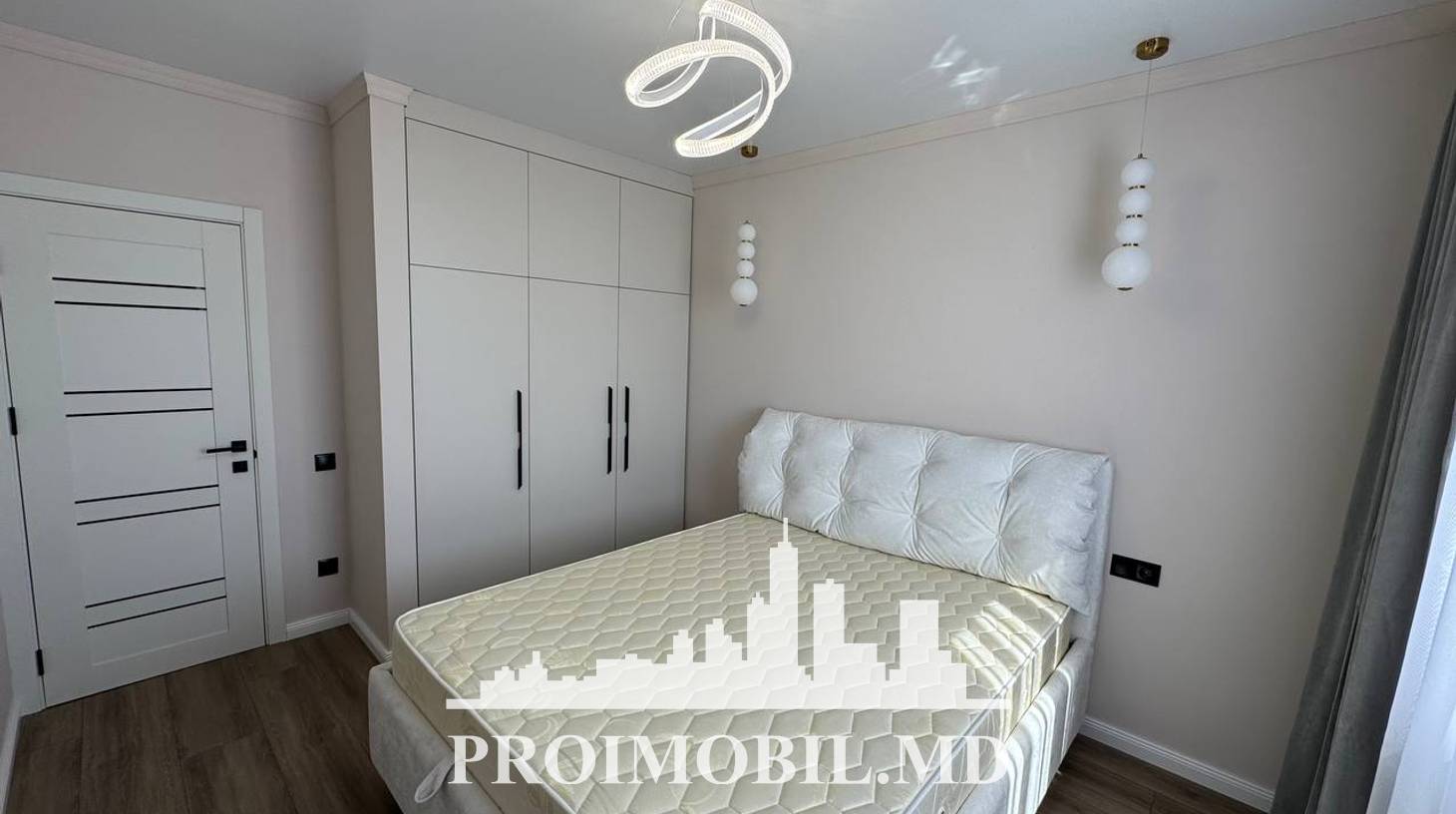 https://images.proimobil.md/e91eZOipwTTsGwDFxN3cbwJ9adS2YV27pdNKPBZPqC4/watermark:0.75:so:0:30:0.39/resize:fill:1460:816:1/gravity:ce/bG9jYWw6Ly8vZXN0YXRlL2xyL2NjY2Q2NmM0LWM5YWQtNGUzYy1hY2Q1LTFkY2JlNjAwYjBjYy5qcGVn
