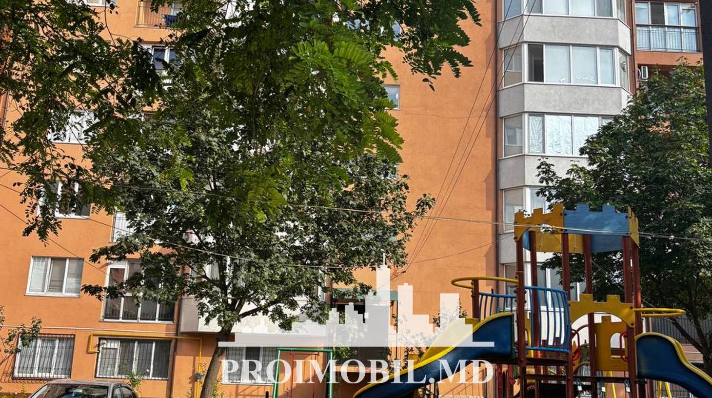 https://images.proimobil.md/eCqCOrYOTGOt4QlovhyGirO6uXmv5EvB1Z4Zk9hoql4/watermark:0.75:so:0:30:0.39/resize:fill:1460:816:1/gravity:ce/bG9jYWw6Ly8vZXN0YXRlL2xyL2IzZjU3NDM3LTQwZjktNGU4NC1iYTRmLTEzZDA2NTdkNmU2Ny5qcGVn