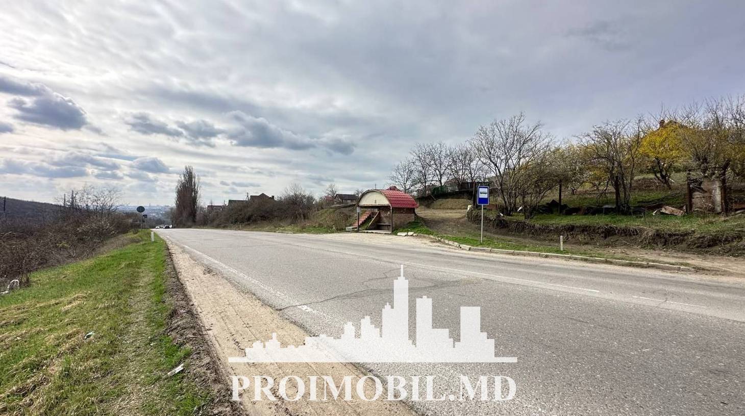 https://images.proimobil.md/eEVmLFjoL7qM4nV2ughGPY4oNzjaSxutg_-R0lPT9T0/watermark:0.75:so:0:30:0.39/resize:fill:1460:816:1/gravity:ce/bG9jYWw6Ly8vZXN0YXRlL2xyLzk3Y2RlZTE3LTcyMjEtNDY5MS1iNGQ3LTcxY2YwZTgxNGRiZC5qcGVn