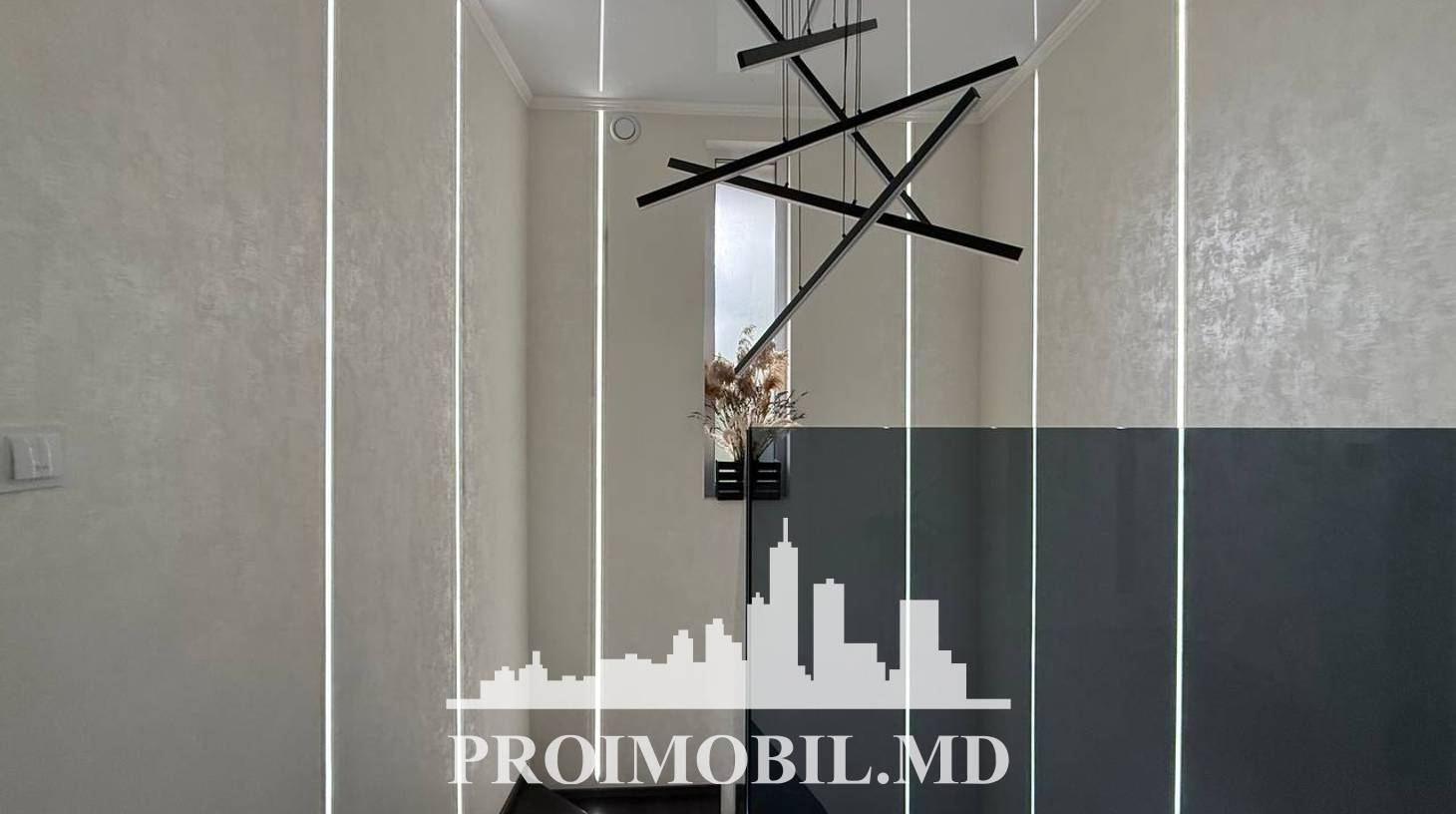 https://images.proimobil.md/eIlxa-ahNbfD-DYO7OY2bGa1NgqhX1MUpmWzyvtHGqI/watermark:0.75:so:0:30:0.39/resize:fill:1460:816:1/gravity:ce/bG9jYWw6Ly8vZXN0YXRlL2xyLzgxZjUwNjEwLWJmYmItNGNhMy05NGNkLWU1YzRiN2YwZjRiMi5qcGVn