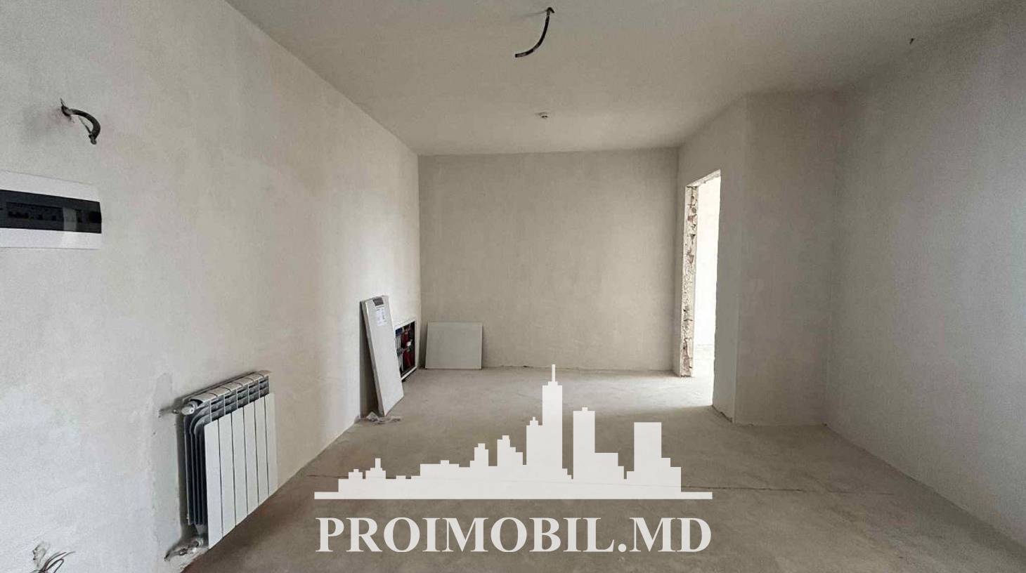https://images.proimobil.md/eN89mY1RuMu0Ik8dMjKNzghan1Lwl292DSnyCkwZB6c/watermark:0.75:so:0:30:0.39/resize:fill:1460:816:1/gravity:ce/bG9jYWw6Ly8vZXN0YXRlL2xyL2ZiODJhNTY4LTRkYjUtNDY2ZC04NzI2LWZkZjg4NjNmNmRiZS5qcGVn