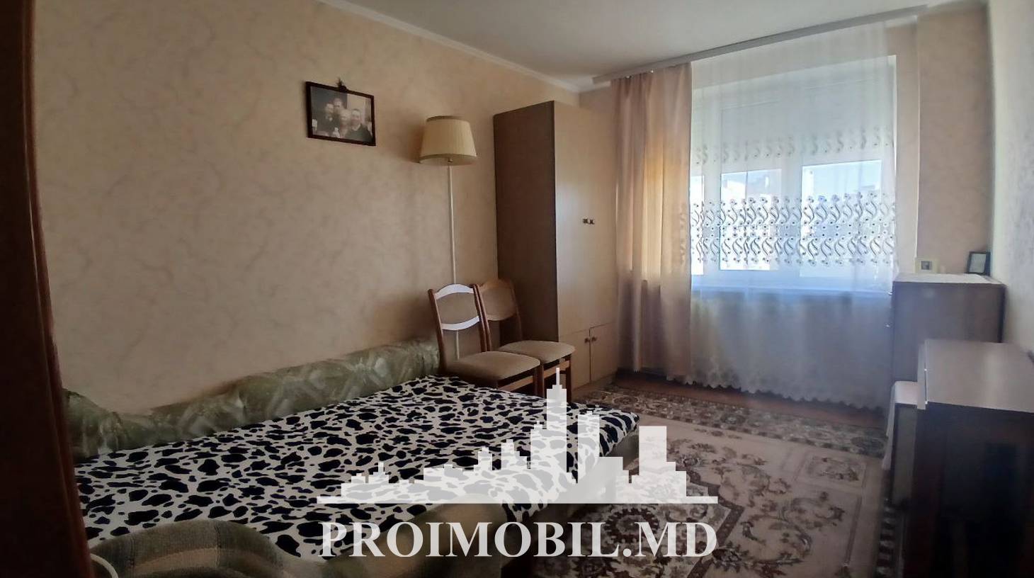 https://images.proimobil.md/eSKji2AyynbngZj2-v209PgM69cgeIZxuNWfUS8rVY0/watermark:0.75:so:0:30:0.39/resize:fill:1460:816:1/gravity:ce/bG9jYWw6Ly8vZXN0YXRlL2xyL2Y4Mjc0NTk5LTA4NjgtNDllMy1iZmQ5LWU0NzI4Zjc5YTEyZC5qcGVn
