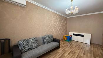 https://images.proimobil.md/eU9Vzu_RupgOp5MvhYmJ809cavIbz-ydDTk6gdzDKPM/resize:fill:350:198:1/gravity:ce/bG9jYWw6Ly8vZXN0YXRlL2xyL2E5NGIyMjUyLTZhYmItNGNmMS1hOGU5LTY0NzBiMTM3MGYxZi5qcGVn