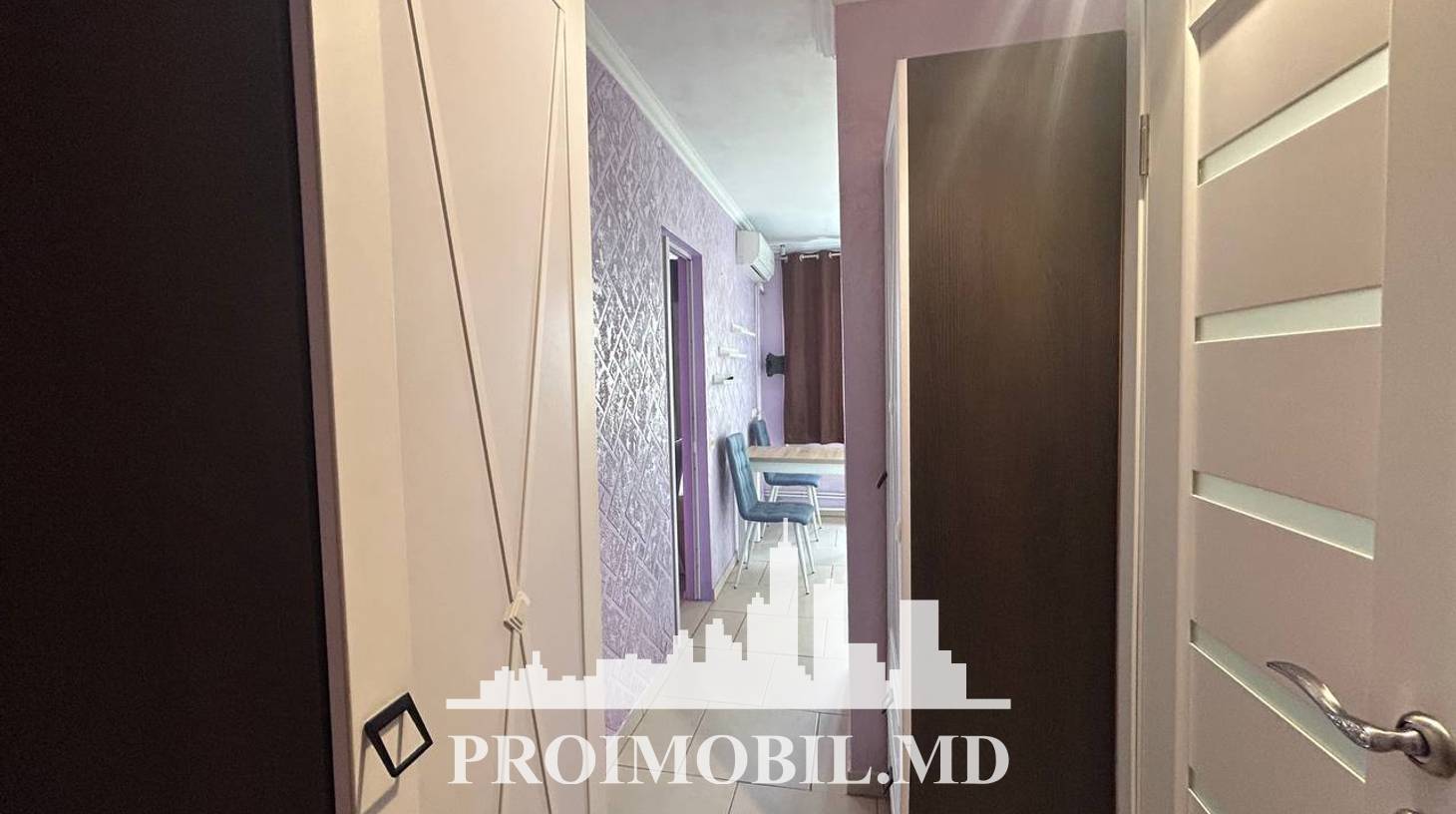 https://images.proimobil.md/eWZSqxiyfbk7dtORLZSObgcwarXw0ohI3ZP695OwvAI/watermark:0.75:so:0:30:0.39/resize:fill:1460:816:1/gravity:ce/bG9jYWw6Ly8vZXN0YXRlL2xyLzE0NzNhYzhiLWU0ZmEtNGI4Yi04ZWU0LTVmMzg3YmI1YTZhYy5qcGVn