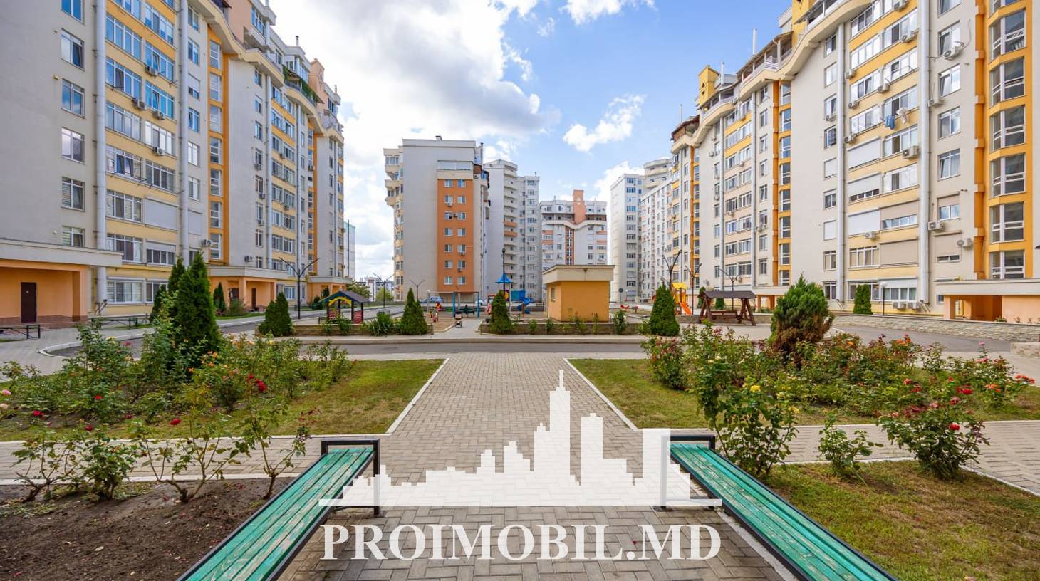 https://images.proimobil.md/eYhs09hQsAb6113pQiTgq6hOCglpVc4NRoJXz0SOfUE/watermark:0.75:so:0:30:0.39/resize:fill:1460:816:1/gravity:ce/bG9jYWw6Ly8vZXN0YXRlL2xyL2U0NDRiM2VjLTY4NmMtNDEyNi1hNTI4LWFjNmRiNTdjNWU1My5qcGVn