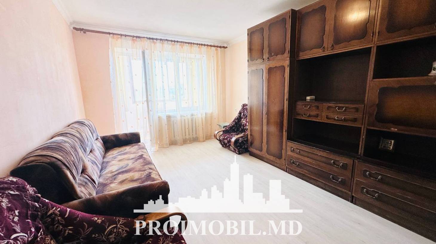 https://images.proimobil.md/eZBZekjmWlK-h6bPxr2ZYr6O5tlgDZbJdP3mz0j44ho/watermark:0.75:so:0:30:0.39/resize:fill:1460:816:1/gravity:ce/bG9jYWw6Ly8vZXN0YXRlL2xyLzk1OTNiNGJjLTNjYzMtNGE4Yi1iYjc3LTc1NDI2YTRhZDVhYi5qcGVn