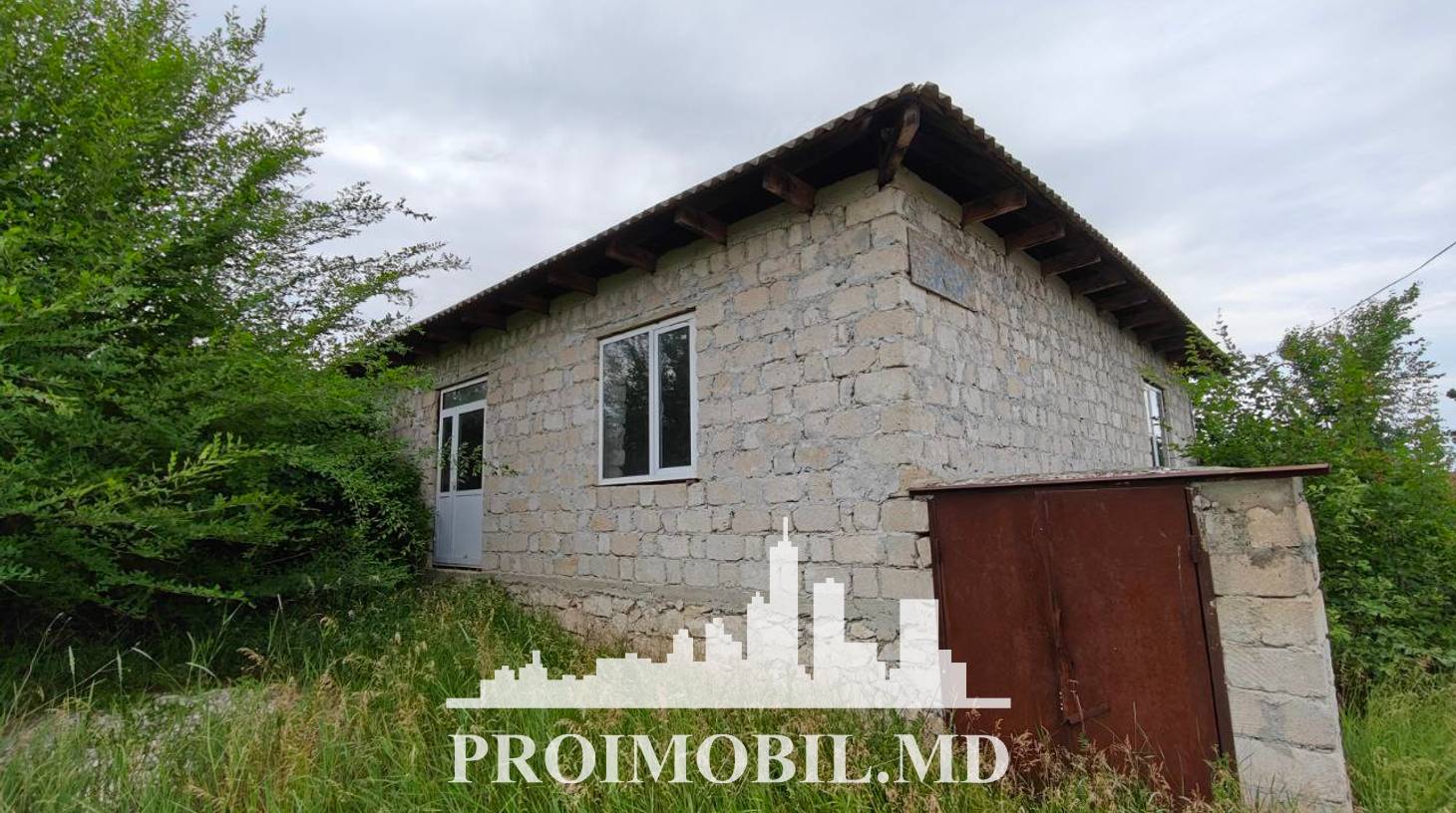 https://images.proimobil.md/eZfRTwL_GIW6C1dzAL2P2C1DoLRotiNJn-d8hFVqnX8/watermark:0.75:so:0:30:0.39/resize:fill:1460:816:1/gravity:ce/bG9jYWw6Ly8vZXN0YXRlL2xyLzE2YWE0NDU2LWJlZjQtNDg3ZC1hYjUzLWMxMzc3YTFkZDBhOS5qcGVn