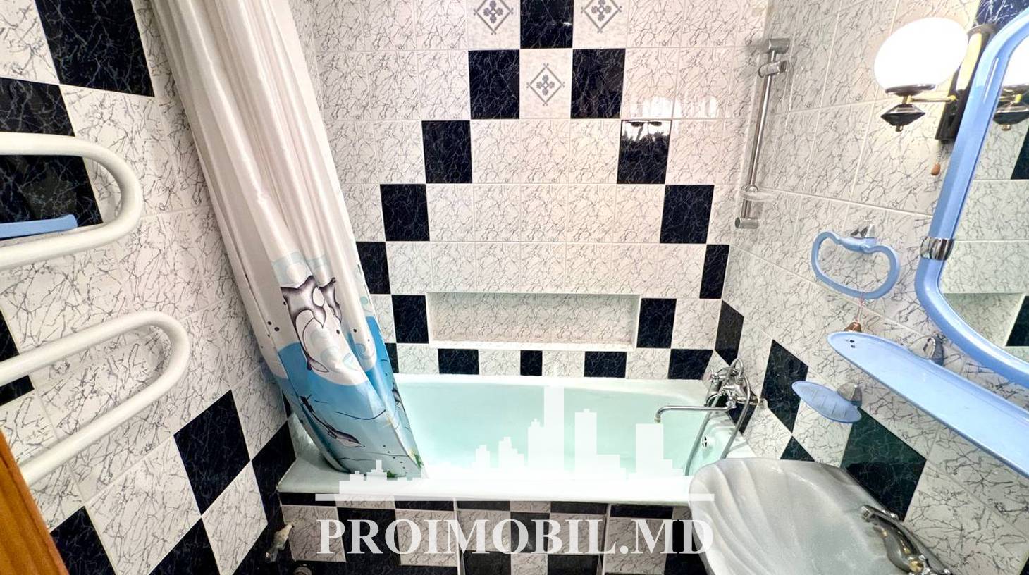 https://images.proimobil.md/eaiUAGv6W0baGqhbPx7rn7HlJgasISvHPR2kjeebK74/watermark:0.75:so:0:30:0.39/resize:fill:1460:816:1/gravity:ce/bG9jYWw6Ly8vZXN0YXRlL2xyLzMzZWNlZTJkLWVjZmYtNDc5ZS05NDZiLWUxMGEyODNmZDY2NS5qcGVn
