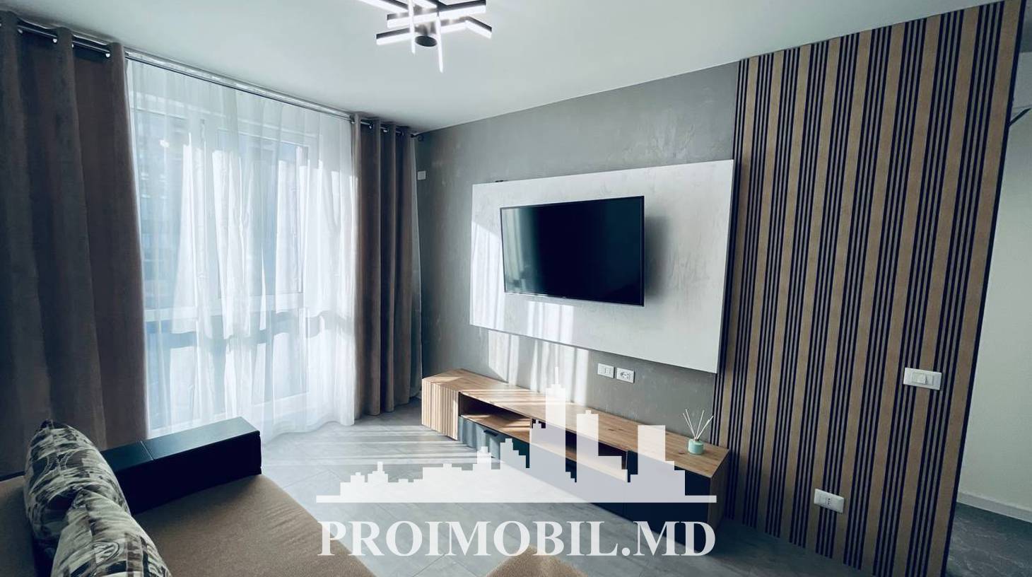 https://images.proimobil.md/ebDsaz2RYgdIg5gsT_RaCSZ56B1PbG5PoITELtPwBhU/watermark:0.75:so:0:30:0.39/resize:fill:1460:816:1/gravity:ce/bG9jYWw6Ly8vZXN0YXRlL2xyLzhlNzgyODg4LTgzMTUtNGE3My05NDc5LTM5ZDdiMmExZjMxMC5qcGVn