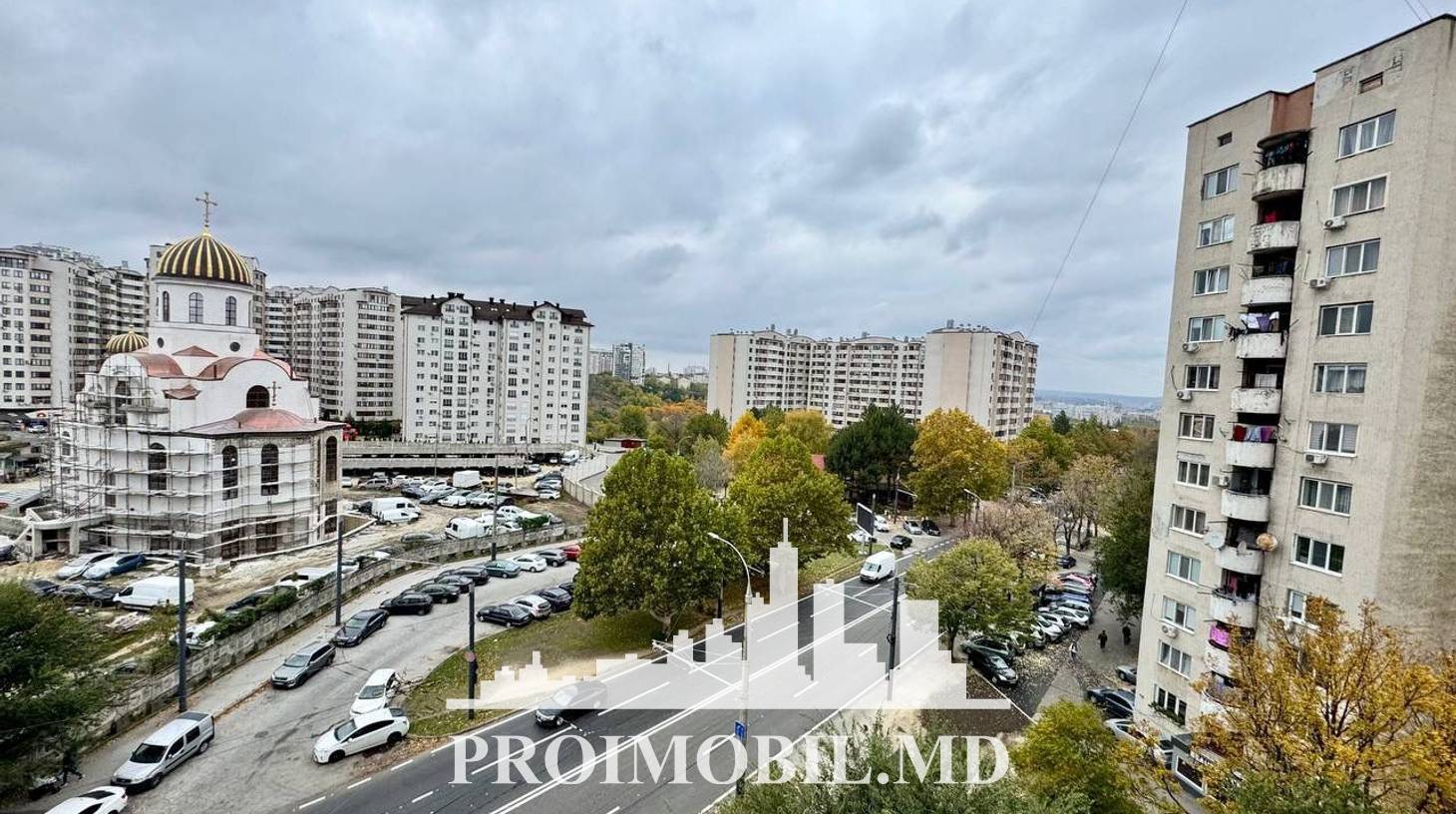 https://images.proimobil.md/eby1aZwc0kbZNWKaaqem7royzFTjcn3WMuF6qRoVqDU/watermark:0.75:so:0:30:0.39/resize:fill:1460:816:1/gravity:ce/bG9jYWw6Ly8vZXN0YXRlL2xyLzBjYzQ3MjE1LWVhMDktNDIyMi04NTQzLTAyZWYzMDFmNmY0Ni5qcGVn