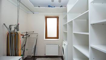 https://images.proimobil.md/ejT3oduhFOuaRb5DzDQUN8QA6xEmc_K3p_krsYI6nOQ/resize:fill:350:198:1/gravity:ce/bG9jYWw6Ly8vZXN0YXRlL2xyLzAxM2M2OTdjLTcxYzAtNGY3Zi05OTJkLTQ0N2QxY2UwMTE3Zi5qcGVn