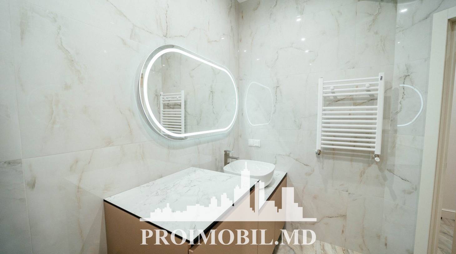 https://images.proimobil.md/ekTlmW1Q-qjbyI_2FPYAOBVikp7dRY6nmZ9LGCNBwoQ/watermark:0.75:so:0:30:0.39/resize:fill:1460:816:1/gravity:ce/bG9jYWw6Ly8vZXN0YXRlL2xyL2Q0YzNjNTBlLTM5MDItNDNlNC05NzEyLTBjZjEyNmQ4NjljYS5qcGVn