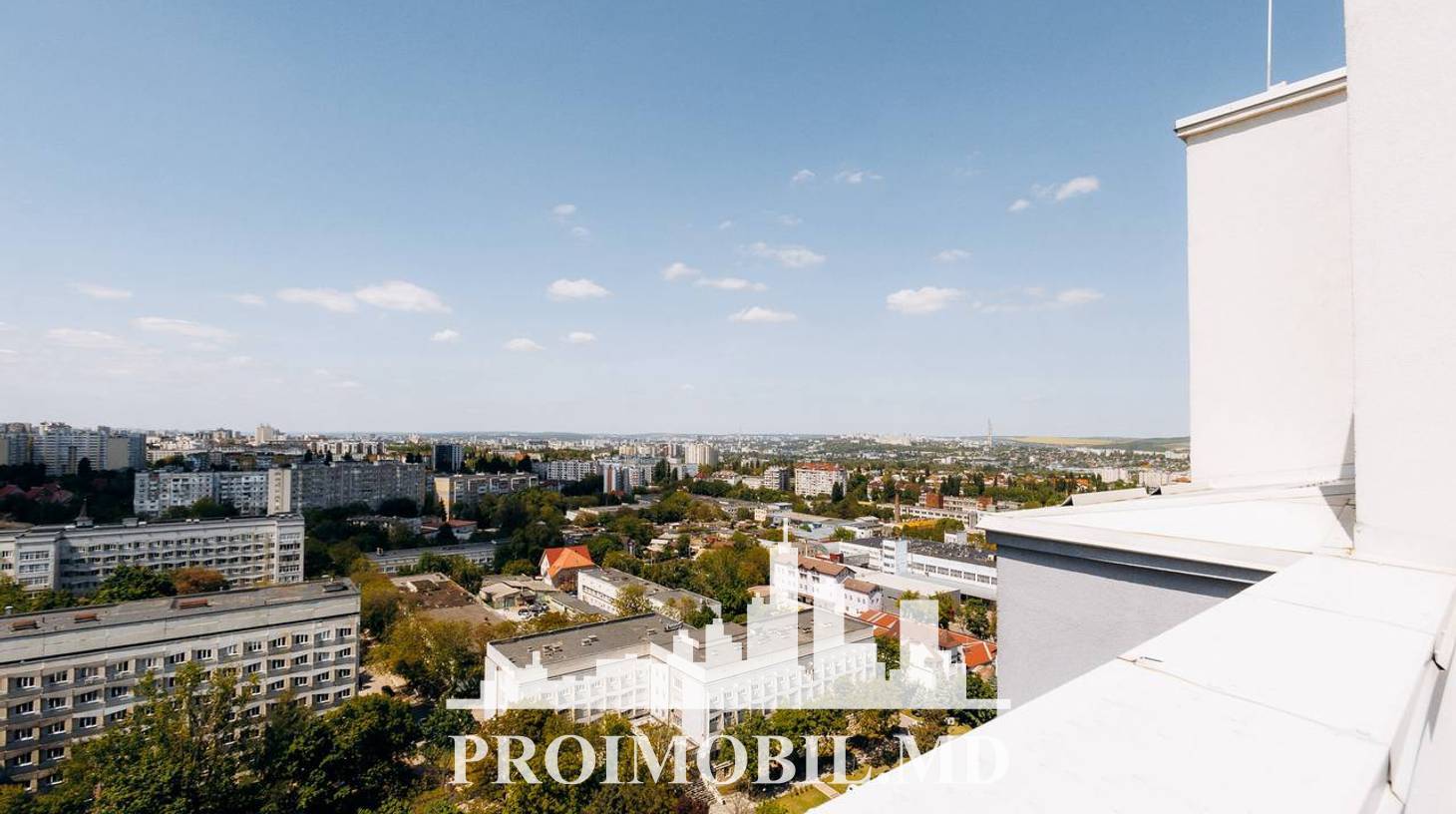 https://images.proimobil.md/ekWUIowaZgBfvx9fobI4Ar4VvFXvd9rQ_OgbZV4wawM/watermark:0.75:so:0:30:0.39/resize:fill:1460:816:1/gravity:ce/bG9jYWw6Ly8vZXN0YXRlL2xyL2RkNmExZTdhLTk2MDEtNDcwZi1hN2YxLTA1M2Y4ZmQxZWUzYS5qcGVn