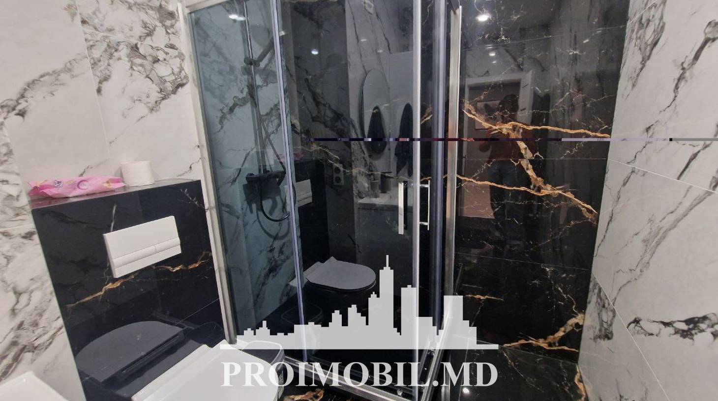 https://images.proimobil.md/enZRbGY3aDbz0TQoGM0_CHhR5ZsXPXEpQ-G2M32WjVE/watermark:0.75:so:0:30:0.39/resize:fill:1460:816:1/gravity:ce/bG9jYWw6Ly8vZXN0YXRlL2xyLzZlYjQ2NTI3LTM5YWQtNDBlMS04ZmQ0LTNkODM2NDljYzdjYi5qcGVn