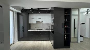 https://images.proimobil.md/es1xf4N7FvgcDm_qlcmnefZ2skQBpP3SY13OoLS0AIA/resize:fill:350:198:1/gravity:ce/bG9jYWw6Ly8vZXN0YXRlL2xyLzlhNGU5YjJiLTlmN2ItNGE1MS04ZmJhLTQ2NTZkZDE3MGM0Ny5qcGVn