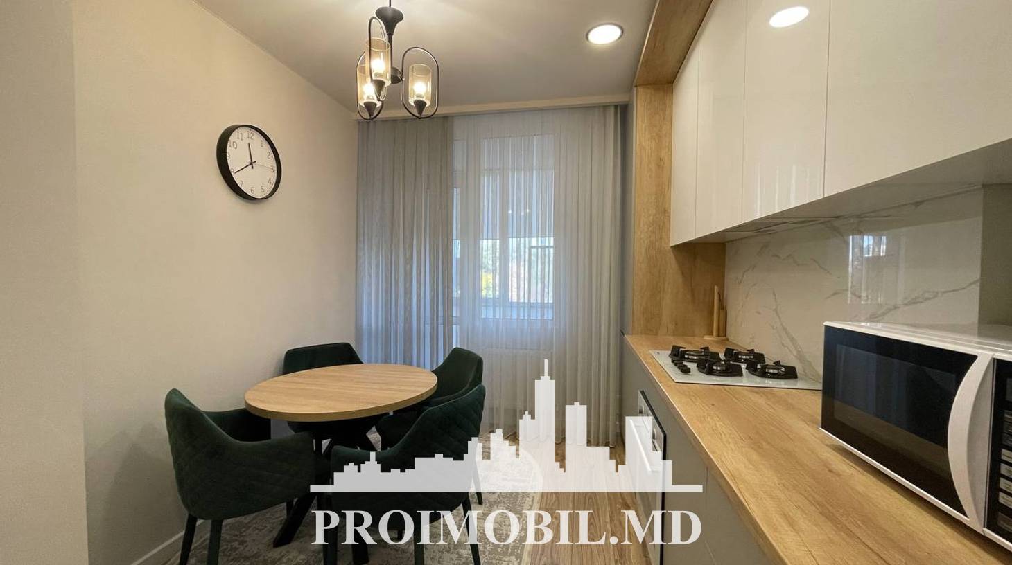 https://images.proimobil.md/evoToYvzIji3yblN_r0fqNRlv55G8pXLrxShfcxjG04/watermark:0.75:so:0:30:0.39/resize:fill:1460:816:1/gravity:ce/bG9jYWw6Ly8vZXN0YXRlL2xyLzI0OTViMzFlLTc3NDctNDU0MS05ZTc5LTEwNGJiMmQ1NzMzZi5qcGVn