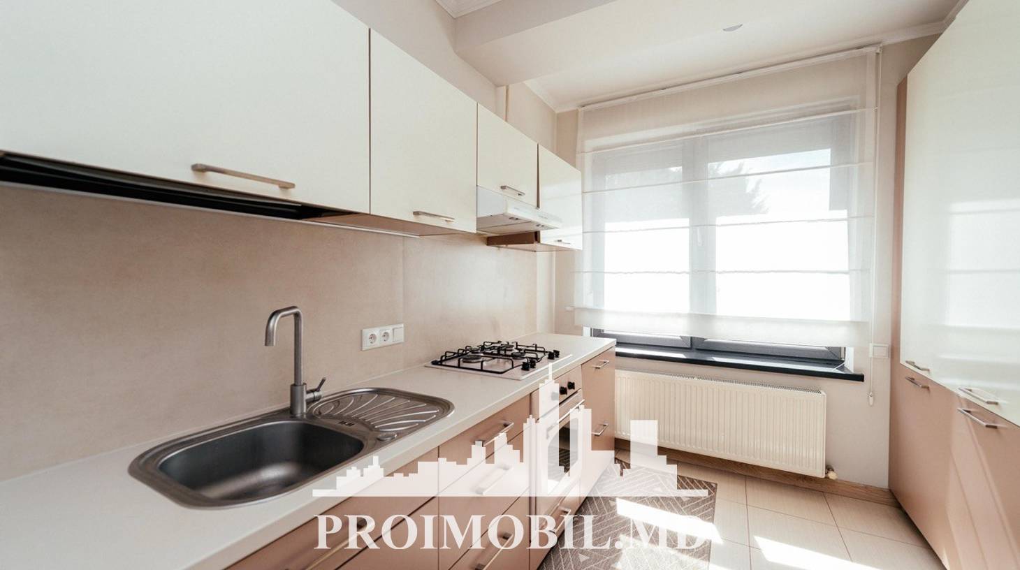 https://images.proimobil.md/ew1Cc40a5ADngA2e1N0KLzcSVXVlUviTFle3WDm5S7Q/watermark:0.75:so:0:30:0.39/resize:fill:1460:816:1/gravity:ce/bG9jYWw6Ly8vZXN0YXRlL2xyLzA3YWVkNjFmLWI3MzQtNGI4OS04YWZiLTVjMmZmZjhhYTIwMi5qcGVn