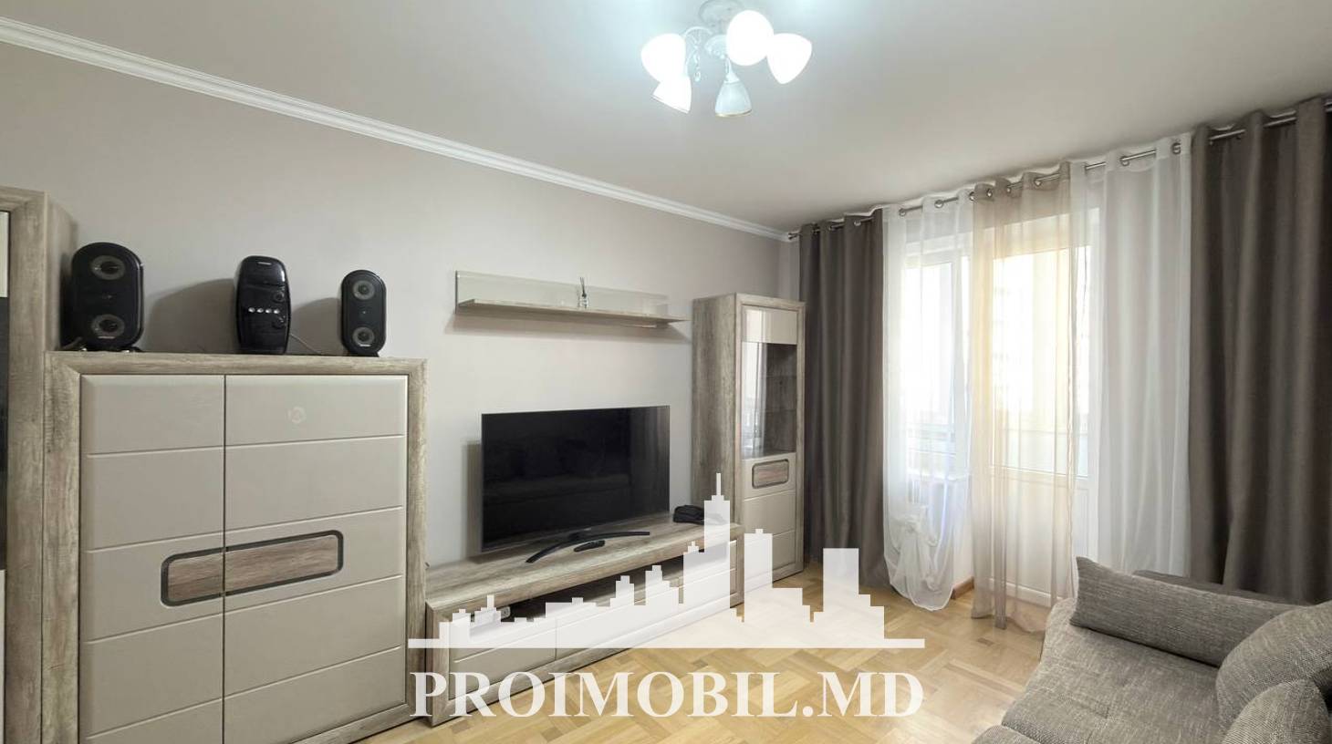 https://images.proimobil.md/eyNBbjzfQPKjVUiMcWm5KA3-QpyM57D5a-b7aTmyw0k/watermark:0.75:so:0:30:0.39/resize:fill:1460:816:1/gravity:ce/bG9jYWw6Ly8vZXN0YXRlL2xyL2RhNTkwODgxLTgzMDItNDhhMS04ZTliLWE3NGZhZTg1NmQwZi5qcGVn