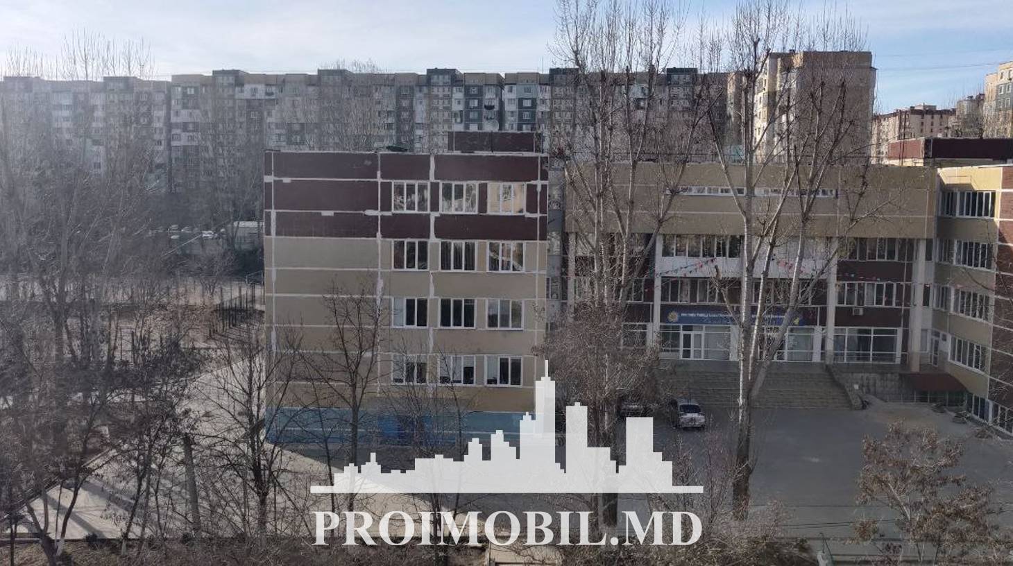 https://images.proimobil.md/f-NM6AKjq_D6j8nJRE2uE4NTdPNXiN8Inl0X8-Dmxu0/watermark:0.75:so:0:30:0.39/resize:fill:1460:816:1/gravity:ce/bG9jYWw6Ly8vZXN0YXRlL2xyLzZmMzAxZmI1LTU4NGEtNDMxZC04MzViLTJmNWZkMTgyOTNmNi5qcGVn