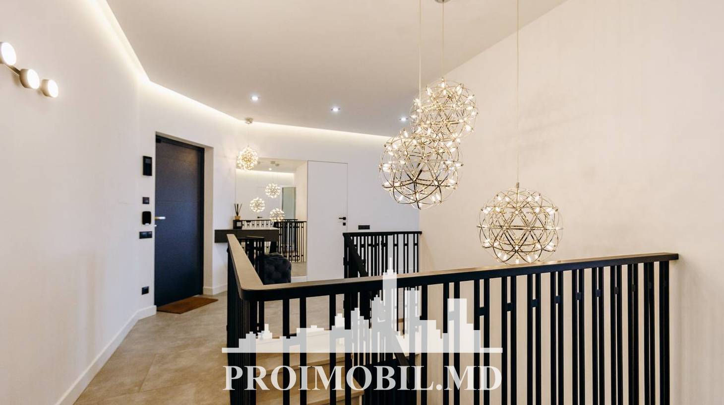 https://images.proimobil.md/f0s41QMYl9jY3eJHfhTWqdCun_Yu5z5Gk73lMc0tX_U/watermark:0.75:so:0:30:0.39/resize:fill:1460:816:1/gravity:ce/bG9jYWw6Ly8vZXN0YXRlL2xyLzNlZjIzZTZiLThlZTQtNDcwOC1iN2U0LTcxNzJmZjUxOGQ0ZC5qcGVn