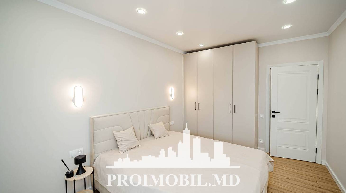 https://images.proimobil.md/f5mJgS2QRIULvEQPTJa0ol4CvEZDhfN6RYhKKXBKhu8/watermark:0.75:so:0:30:0.39/resize:fill:1460:816:1/gravity:ce/bG9jYWw6Ly8vZXN0YXRlL2xyLzcyZmJhODdmLTNlODUtNGMxYS05ZWUwLTc4MmNkZTdjMWI3Ny5qcGVn