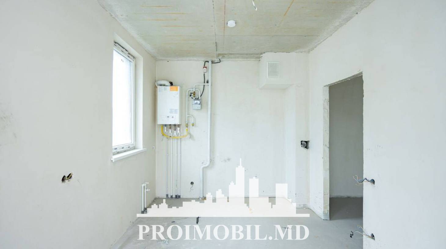 https://images.proimobil.md/fHYJQ8WK2VJ1hbg7rvjOJgsZeO_FKNFJVqX9GkansrI/watermark:0.75:so:0:30:0.39/resize:fill:1460:816:1/gravity:ce/bG9jYWw6Ly8vZXN0YXRlL2xyL2VkNTlhZGUyLWY0YjYtNDFlOC1iMTU4LWUzNDRiMzYxYmRmZC5qcGVn