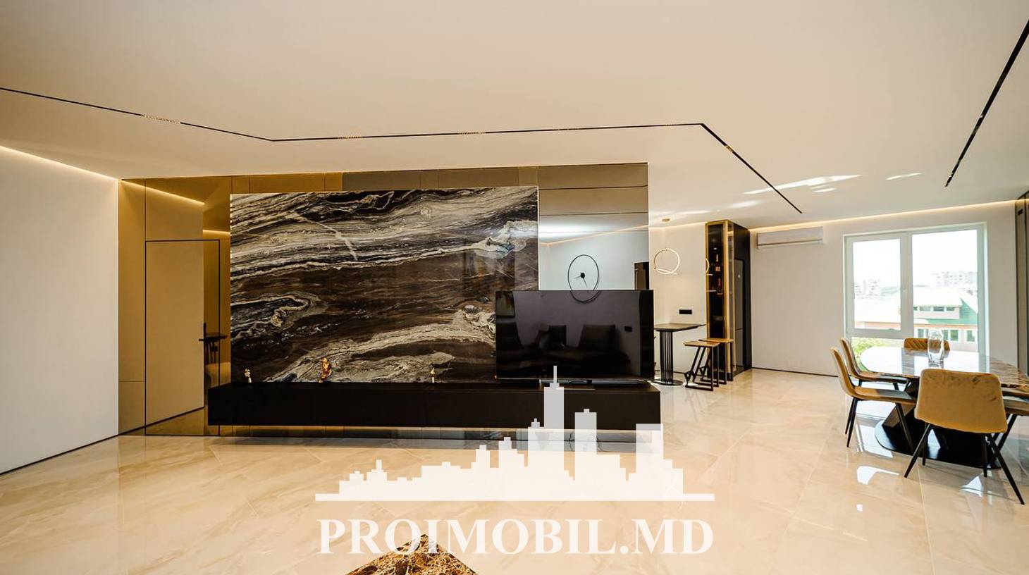 https://images.proimobil.md/fHZwA6QME8DU5K76tEK1zNOPkk1hyQfN9V1cwol87bI/watermark:0.75:so:0:30:0.39/resize:fill:1460:816:1/gravity:ce/bG9jYWw6Ly8vZXN0YXRlL2xyLzczY2NmNGZjLTkzZTEtNDZhNC04OGRhLWU1OTkwZGZkOGU0Ni5qcGVn