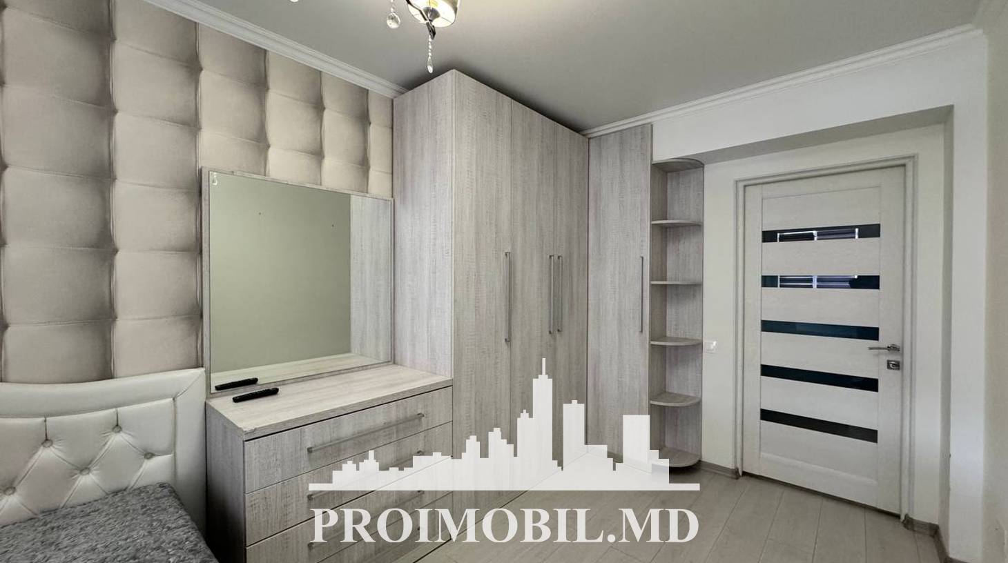 https://images.proimobil.md/fK9WVyItkjqCOHdQ4-qX_12L50PgGDBYKP29rF9eJTw/watermark:0.75:so:0:30:0.39/resize:fill:1460:816:1/gravity:ce/bG9jYWw6Ly8vZXN0YXRlL2xyLzBjYTgyZjM1LWRlNDUtNGUwNi05Nzk0LWJhYWZiYzVmYWFlZi5qcGVn