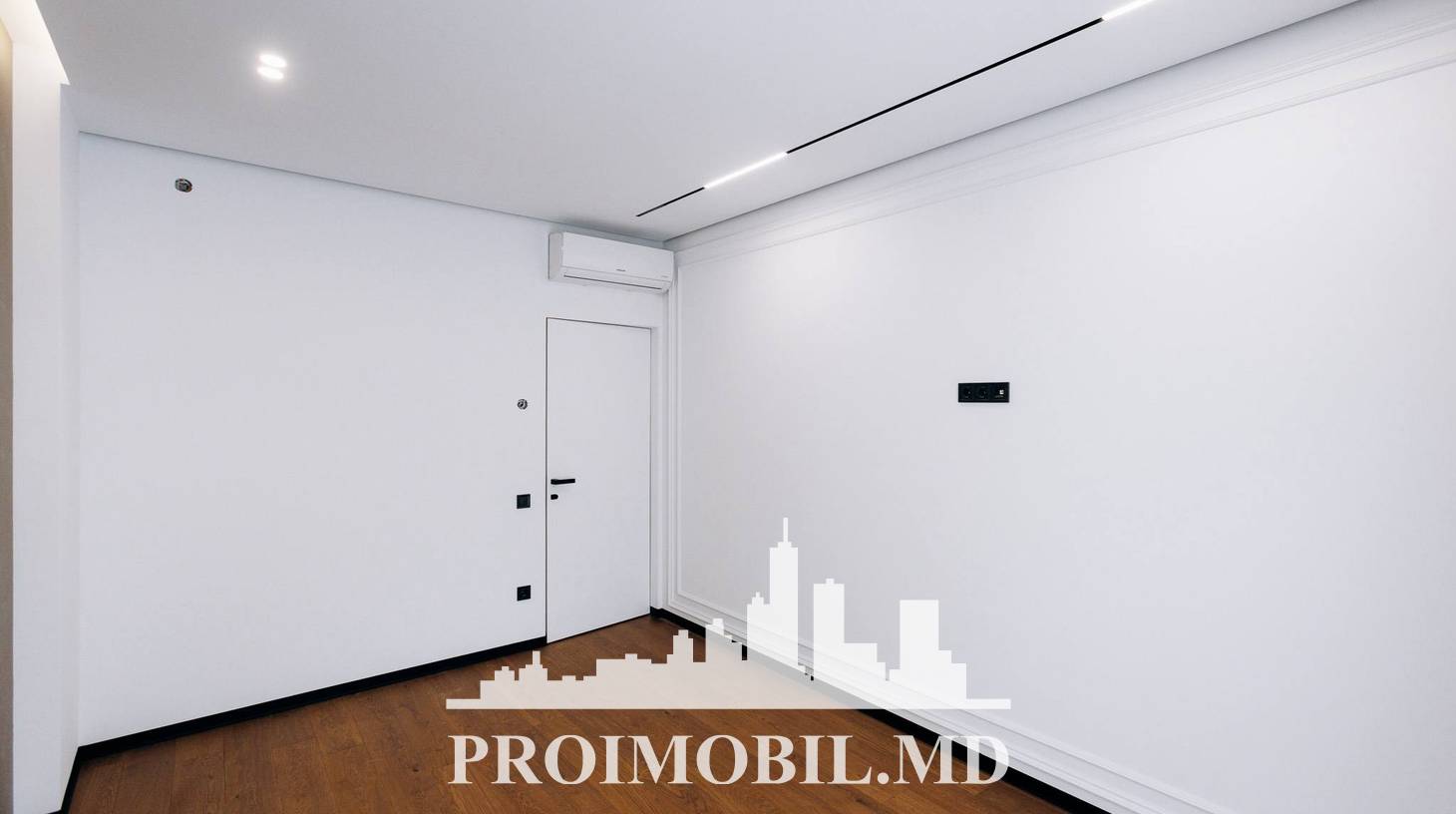 https://images.proimobil.md/fKc42JtgE873q99-5ucvqpTmjoonwCx8WskYmbSdCw4/watermark:0.75:so:0:30:0.39/resize:fill:1460:816:1/gravity:ce/bG9jYWw6Ly8vZXN0YXRlL2xyLzcxNmU0NjA3LTk2ZTUtNGYyYy1iMDA0LWE4MGMyZmYxN2I1YS5qcGVn