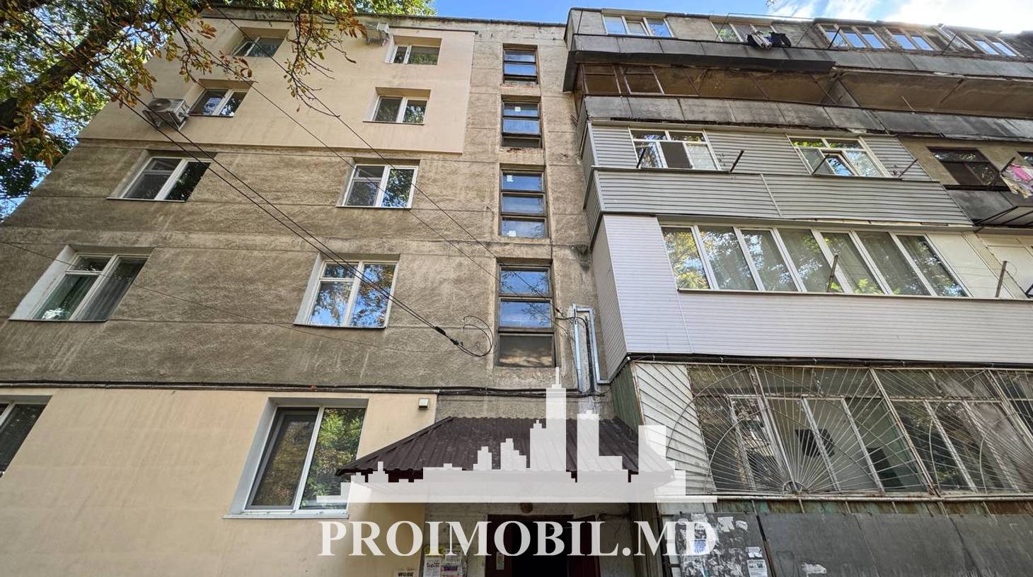 https://images.proimobil.md/fKkBYvAYbRGg5d-vXpok7P34s5oHCVTflZOlcOo-A-k/watermark:0.75:so:0:30:0.39/resize:fill:1460:816:1/gravity:ce/bG9jYWw6Ly8vZXN0YXRlL2xyLzFiYjFlNDI5LWIzOTItNDg3Zi1iMzUwLThmM2M0OTE2NmE3OS5qcGVn