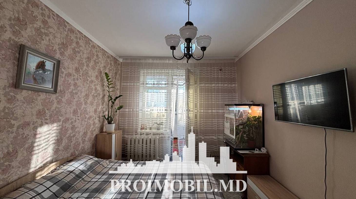 https://images.proimobil.md/fOTgrD-Y0Wjh8CQHw2E-dKBpjTcw9gFV8LI7LaH1fYc/watermark:0.75:so:0:30:0.39/resize:fill:1460:816:1/gravity:ce/bG9jYWw6Ly8vZXN0YXRlL2xyLzVjY2I1N2IwLWY0NWEtNDE5NC05M2RhLTFlMjYwNjAwZTU4NS5qcGVn