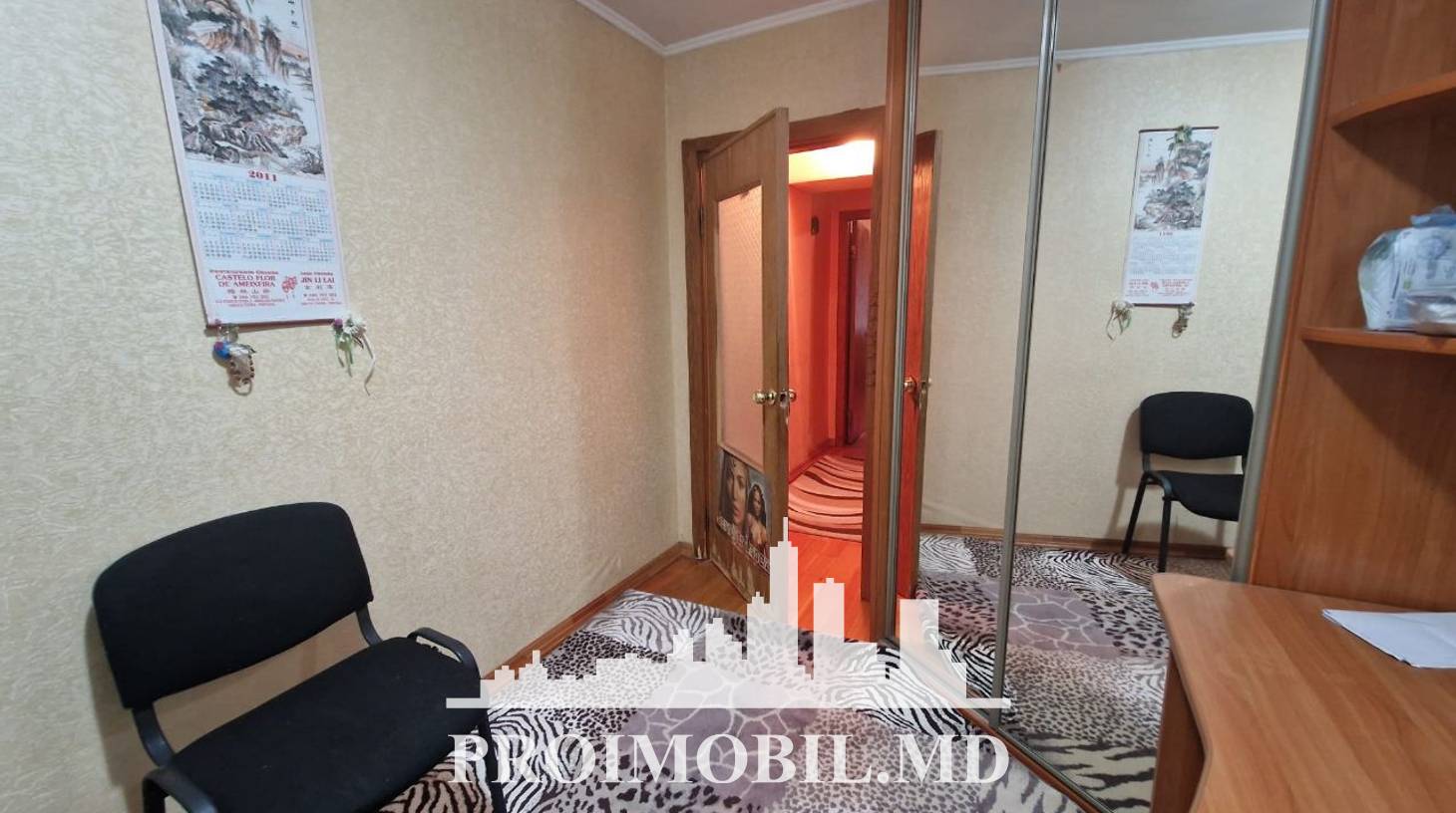 https://images.proimobil.md/fQu9HxpcljfECtNupY2RGMiLWs2U5i-DYa9qomIoQBM/watermark:0.75:so:0:30:0.39/resize:fill:1460:816:1/gravity:ce/bG9jYWw6Ly8vZXN0YXRlL2xyLzZlYjNjMTJkLTM1MzItNDM2My1hNDNkLTE1NDQ2ZjYzMWI1My5qcGVn