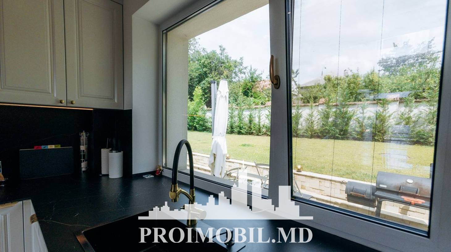 https://images.proimobil.md/fTcCQm4dzV79W3HSmz07ZI20aa5zm8KhAjaMa-_oNK8/watermark:0.75:so:0:30:0.39/resize:fill:1460:816:1/gravity:ce/bG9jYWw6Ly8vZXN0YXRlL2xyL2JjZjA1ZGNlLWE2NzQtNGE1YS1iN2RhLTQ0ZGYzNGEzNGMwOC5qcGVn