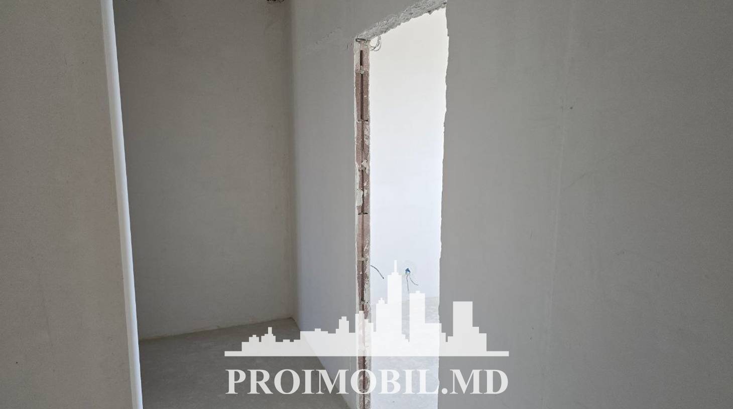https://images.proimobil.md/fUEsx1MA3EKlAn28CbC7zSha3dcNI-ZNHXxnb-1OthQ/watermark:0.75:so:0:30:0.39/resize:fill:1460:816:1/gravity:ce/bG9jYWw6Ly8vZXN0YXRlL2xyL2NlNmU2ZDQxLTQ0YTgtNDBiNi05MjA3LWI5MWJmMGMwNjM2My5qcGVn