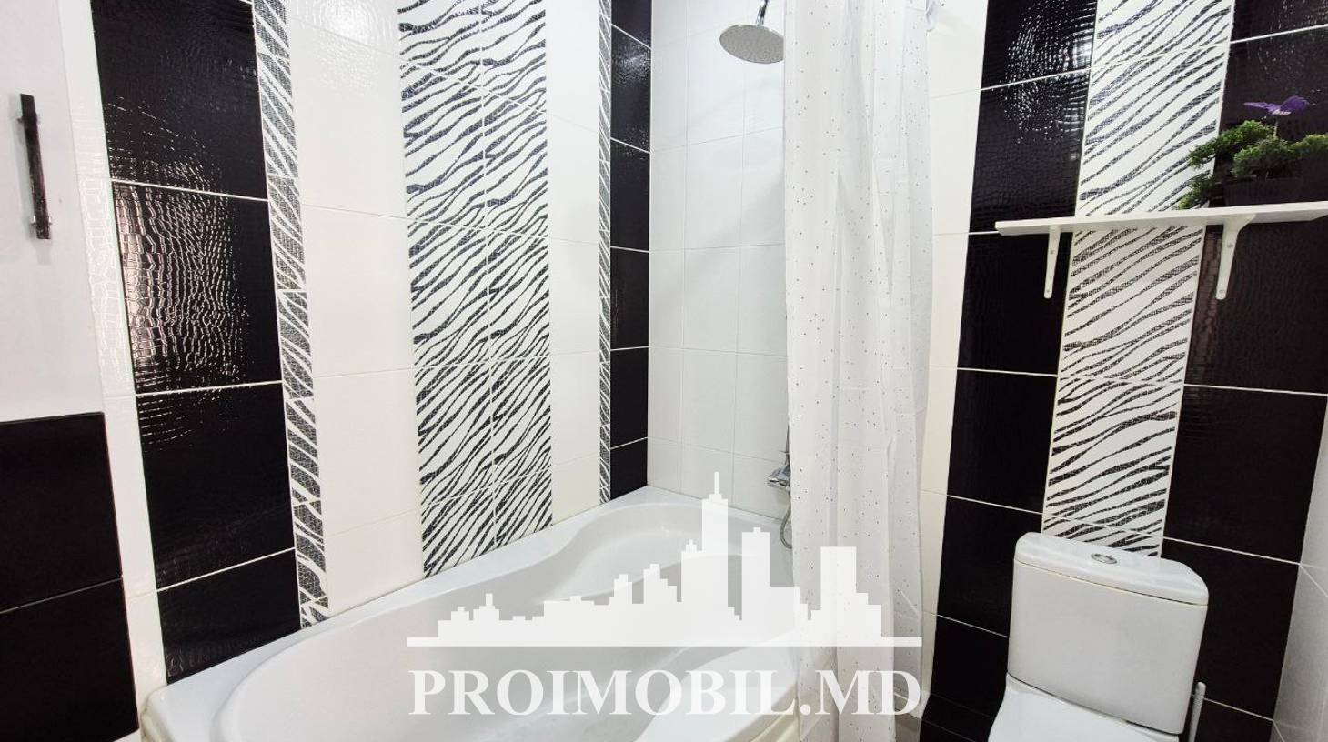 https://images.proimobil.md/fZ-hLM5MDX66_qYiLvp1snzk8kH-4P2TAqhtXyVyz0k/watermark:0.75:so:0:30:0.39/resize:fill:1460:816:1/gravity:ce/bG9jYWw6Ly8vZXN0YXRlL2xyLzViMGRkZGVkLWQ5MDMtNDc3Yi1hNWQ5LTNlZDZjMDRhZjE4Mi5qcGVn