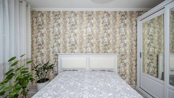 https://images.proimobil.md/fZFw2ACucoIqxZSdjx35NngQaQXnBLn5RQbuHEps69c/resize:fill:350:198:1/gravity:ce/bG9jYWw6Ly8vZXN0YXRlL2xyLzMwNDJkZGQ5LTk1NzUtNGQ3Ni1iZWFmLTFjZmYzOWNiYTNlZC5qcGVn
