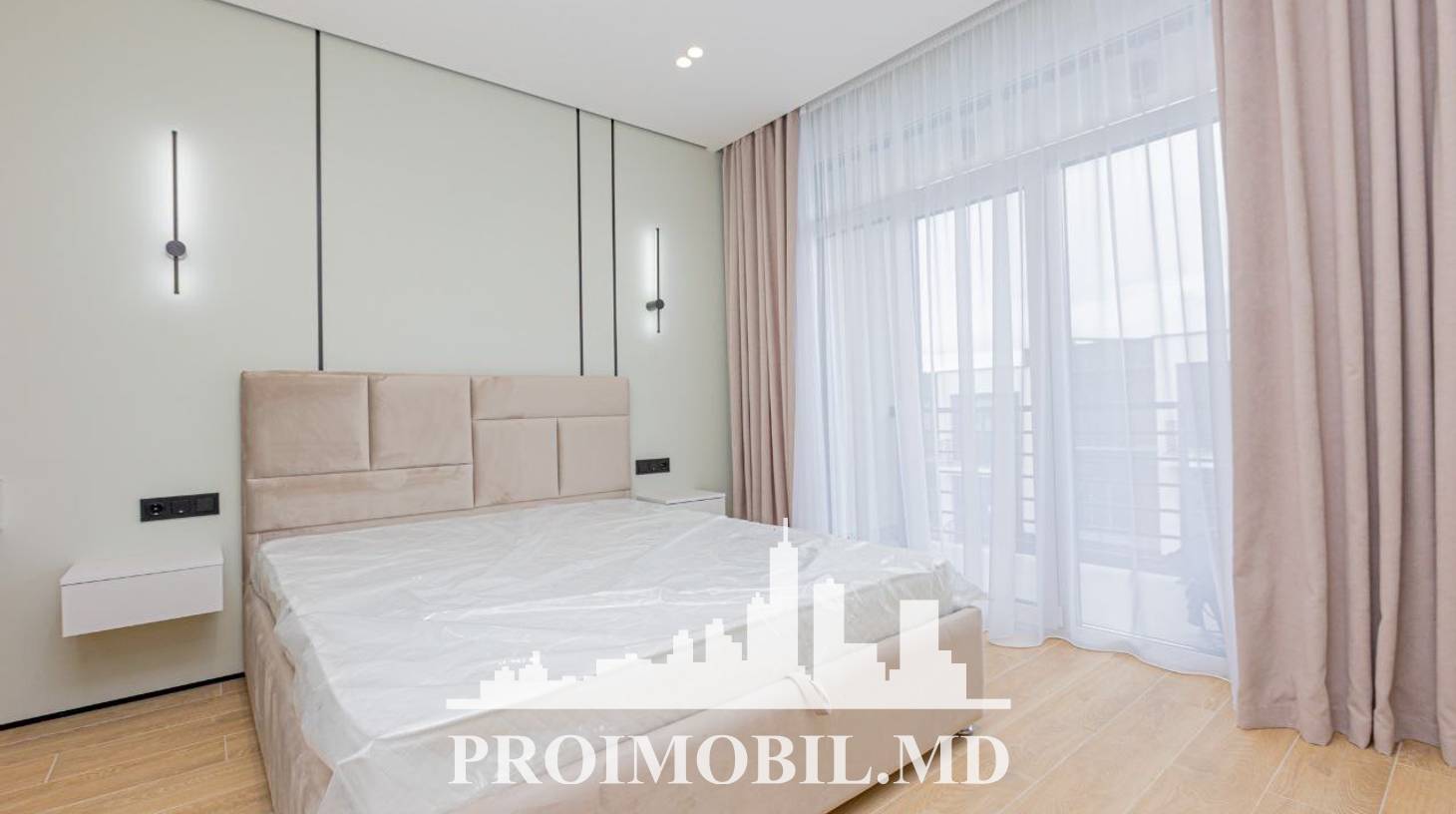 https://images.proimobil.md/fabeoZomcMSO9s7U9UkJ0gUGdh_lINgwKsO6LFoYyNA/watermark:0.75:so:0:30:0.39/resize:fill:1460:816:1/gravity:ce/bG9jYWw6Ly8vZXN0YXRlL2xyLzQyNzc3ZDI3LTM4MmUtNDdhMy05MWI5LWI2NTcwY2U3MzM1Yy5qcGVn