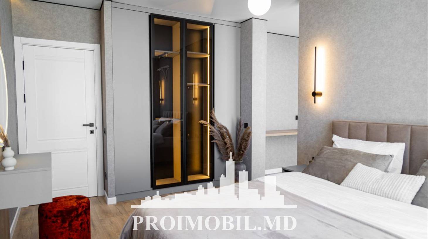https://images.proimobil.md/fboNc4UblTaCvht6r-qN_PfMUVUcb80DG9Sq5TSBcYQ/watermark:0.75:so:0:30:0.39/resize:fill:1460:816:1/gravity:ce/bG9jYWw6Ly8vZXN0YXRlL2xyLzRmNzY5MzViLTUxNzctNGVkZC05MmI5LTA2ZjQ5ZTU5MTE4Yi5qcGVn