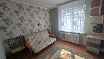 https://images.proimobil.md/fcZCSXI9f7svA70yw04jjoIoslNvUiDz2SqbmN5mJgg/resize:fill:350:198:1/gravity:ce/bG9jYWw6Ly8vZXN0YXRlL2xyL2RmMWRhZTkzLTFlOTQtNDJhMy04ZjJiLTE0N2E3OWI0NjQ4OC5qcGVn