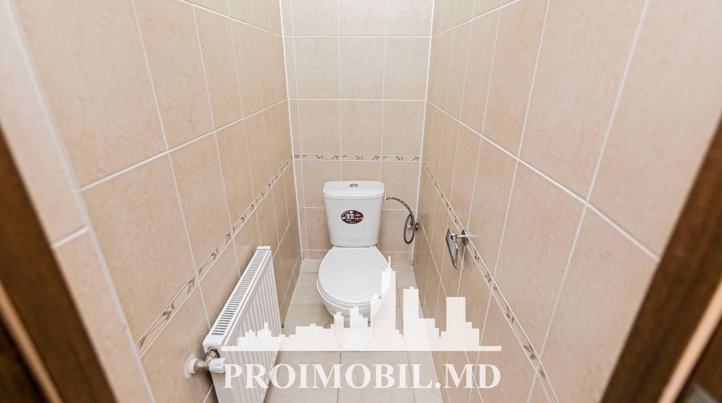 https://images.proimobil.md/fclt8u4bEs8R6y2leJlGl9XmqQwYJtj-syi_qfrHJs4/watermark:0.75:so:0:30:0.39/resize:fill:1460:816:1/gravity:ce/bG9jYWw6Ly8vZXN0YXRlL2xyL2E2ZGZmY2I4LTdlY2QtNGU5OC1iNjA1LTQ4ZjA3MTg4NDIyYS5qcGVn
