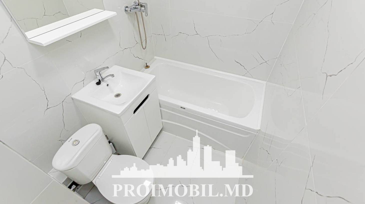 https://images.proimobil.md/ffhfk1ikp7gYN8u0WGk52fvops4l4nD0z3-7aFy-pWU/watermark:0.75:so:0:30:0.39/resize:fill:1460:816:1/gravity:ce/bG9jYWw6Ly8vZXN0YXRlL2xyL2UxOTM2NmMwLTlkODEtNDhiMi05OTVhLTZjMGRkZGEyZmJhNC5qcGVn