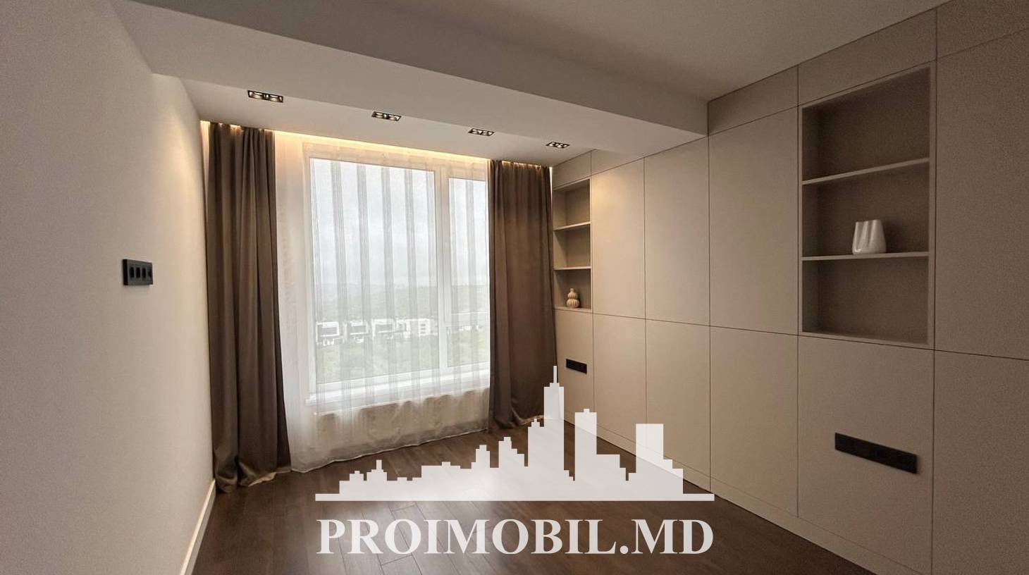 https://images.proimobil.md/fj9PtFJWKzee-HzUSp-nIekPdIdzin9CIowBv_vRA2Q/watermark:0.75:so:0:30:0.39/resize:fill:1460:816:1/gravity:ce/bG9jYWw6Ly8vZXN0YXRlL2xyLzRhMzM1NmJlLTA1YjktNDQxZi04ZTVmLTNiNmY5MGZiY2IwMi5qcGVn