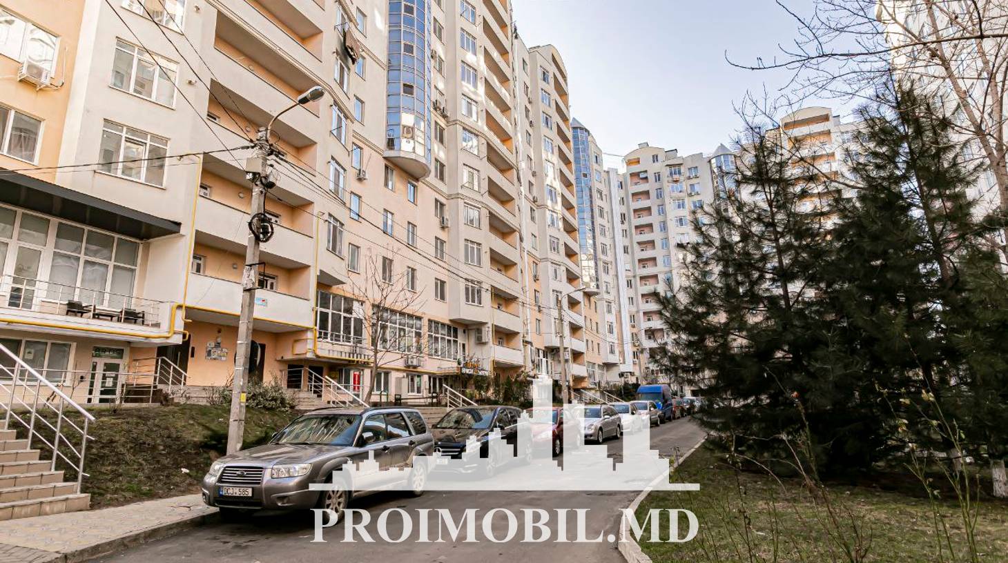 https://images.proimobil.md/fjqf4r6Ril7uBLlMZvh6I3d3PKUrqX1Z5C5TDKEK-5Y/watermark:0.75:so:0:30:0.39/resize:fill:1460:816:1/gravity:ce/bG9jYWw6Ly8vZXN0YXRlL2xyLzk5NzJhNmZlLWU3OTktNGEzNi1hOTVmLTlkMWJjNmY1MTA3YS5qcGVn