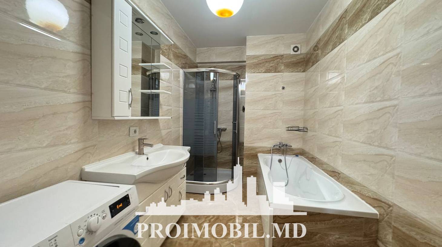 https://images.proimobil.md/fpGqBGpsnpIucPBXNfuMCSTTQGsl0MyUaqerER31if0/watermark:0.75:so:0:30:0.39/resize:fill:1460:816:1/gravity:ce/bG9jYWw6Ly8vZXN0YXRlL2xyLzc3ZWFkZmZjLTNlYTYtNGRkYS1iMzdhLWZiZWRiZjYxZGMzYS5qcGVn