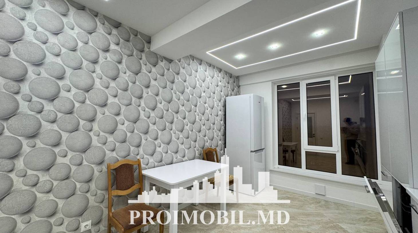 https://images.proimobil.md/fup5ZInNm6hnY_vbs9WAyXrswe2kI2Cq0ZK1rGP7WiQ/watermark:0.75:so:0:30:0.39/resize:fill:1460:816:1/gravity:ce/bG9jYWw6Ly8vZXN0YXRlL2xyLzc3Y2IwY2IwLWE4MTYtNGJlMC1iZWUxLTNjMWY2ZjY3ODliNi5qcGVn