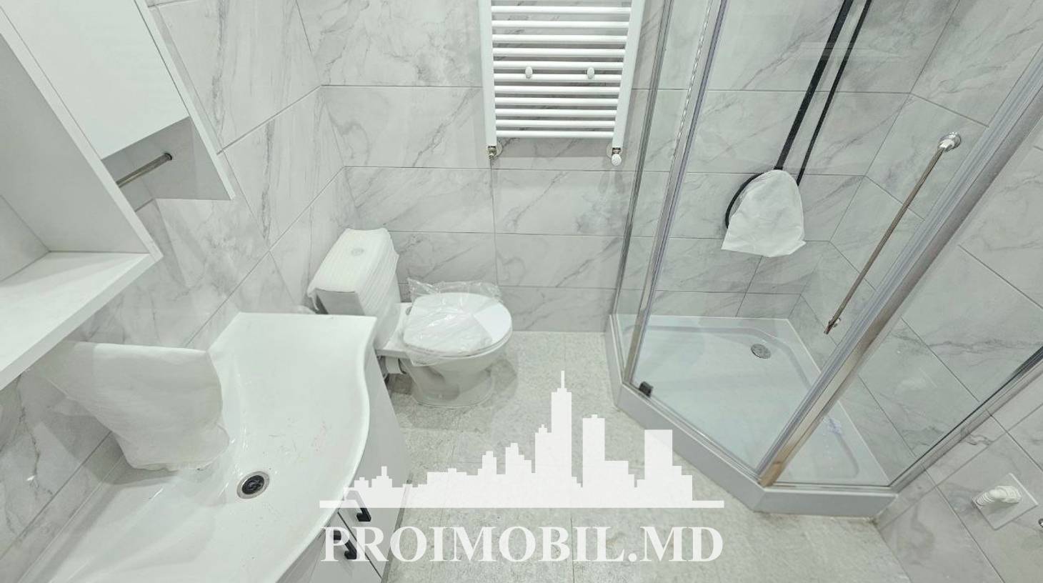 https://images.proimobil.md/g3nVizpgVnVDcbc7Ktpwj7YFccmqSy5_jljSxgZXXmQ/watermark:0.75:so:0:30:0.39/resize:fill:1460:816:1/gravity:ce/bG9jYWw6Ly8vZXN0YXRlL2xyLzVmZDM3YjgyLWY5ZmUtNDg1Yy04ZmIzLTQwYmQxYmQ0NjI3MS5qcGVn