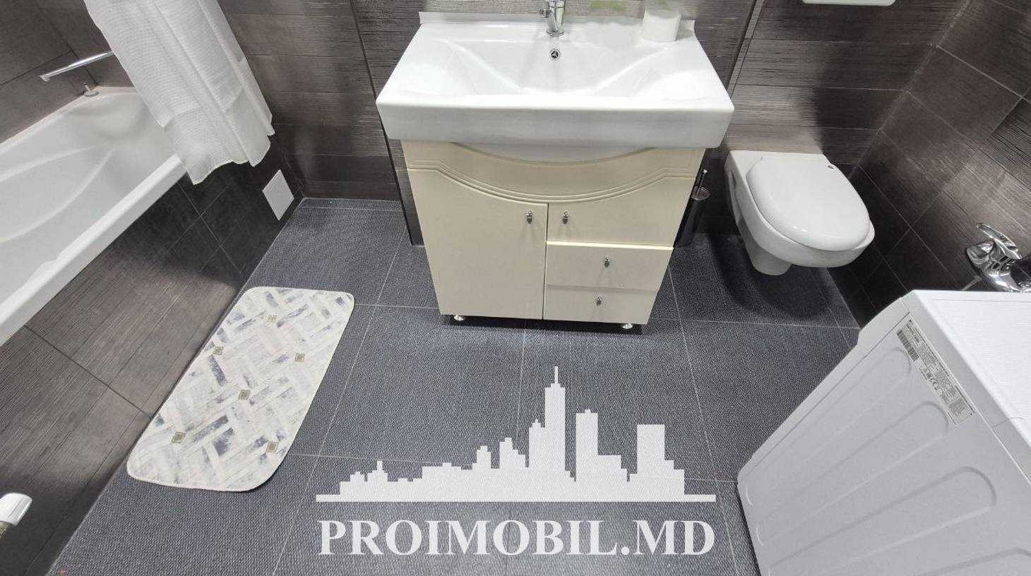 https://images.proimobil.md/g3t504-rB8PkG1U1x-OVBZoyMNtjhhWo7ac32nN3ja0/watermark:0.75:so:0:30:0.39/resize:fill:1460:816:1/gravity:ce/bG9jYWw6Ly8vZXN0YXRlL2xyL2U5OTc2MDM5LTJkMTEtNDg2NC1hNTBkLWYwOTJkMmE4NWU2OC5qcGVn